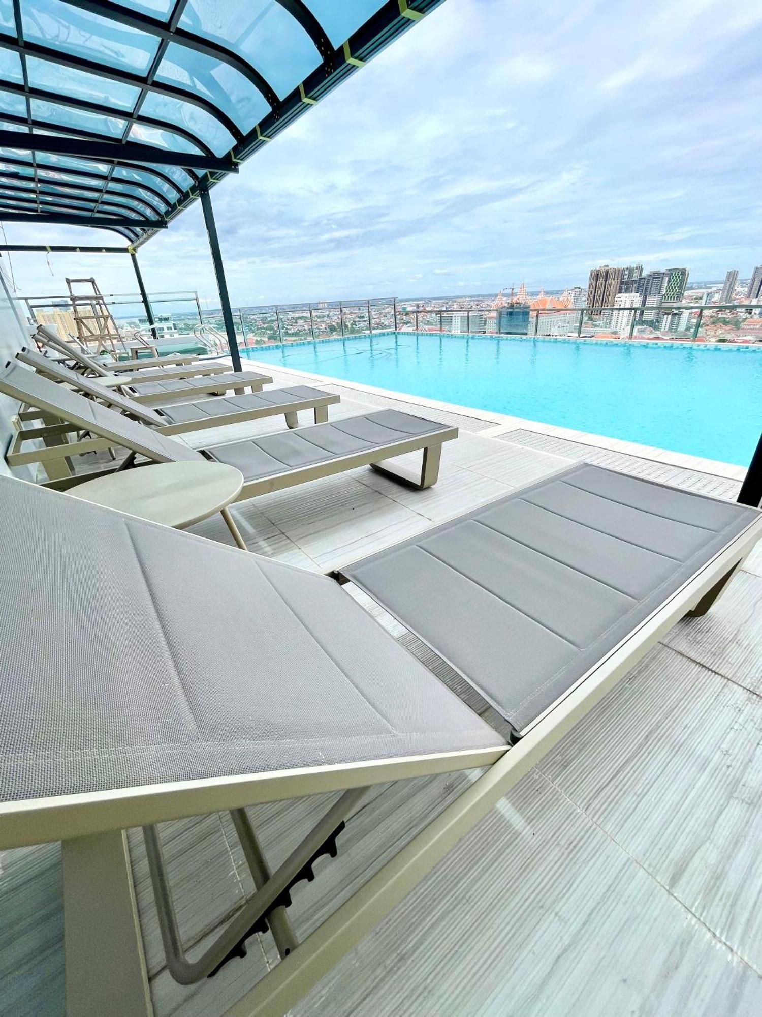 Skypool Real Hope - Free Laundry